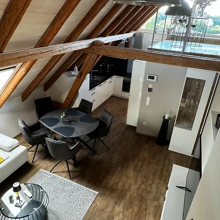 Times 1911 Apartment Unteropfingen