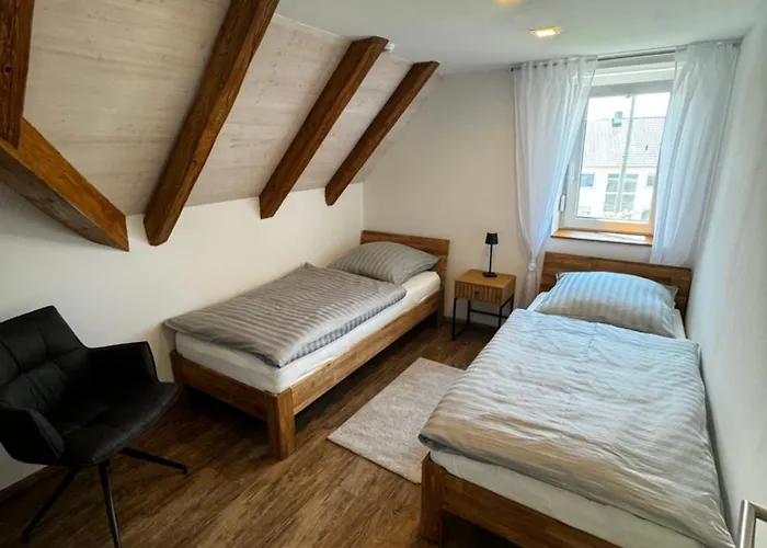 Times 1911 Apartamento Unteropfingen